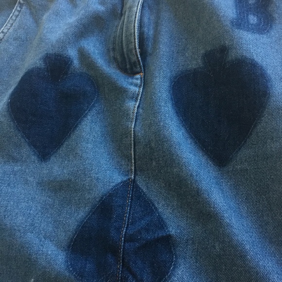 Boutique Moschino skirt. Pristine! - Picture 2 of 5